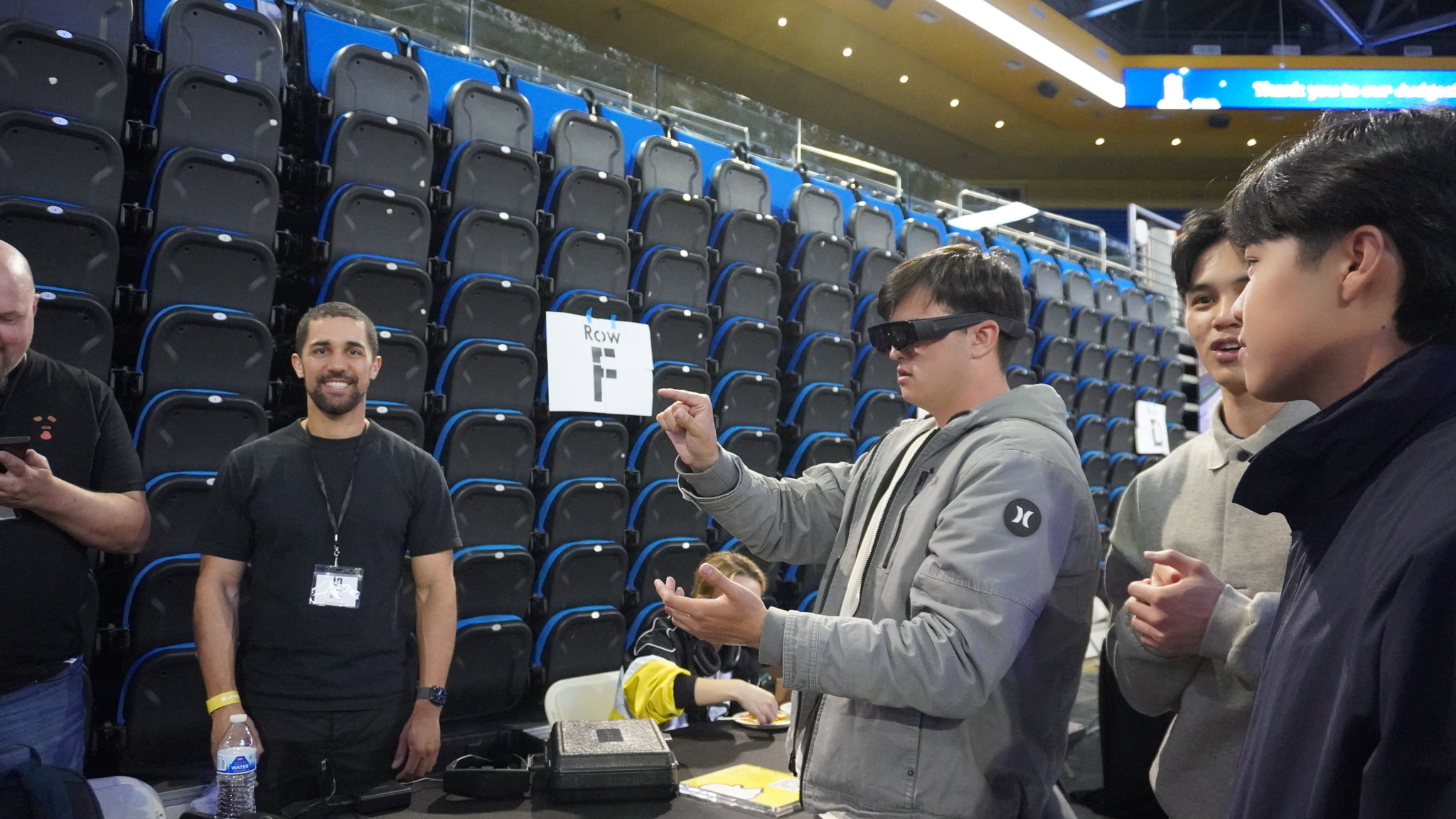 Snap engineer teaching hackers to use Spectacles